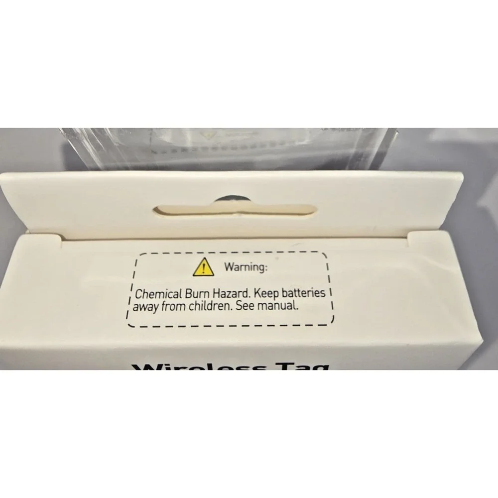Wireless Bluetooth Tracker Tag Single Pack Works with Apple Find My Black NIB